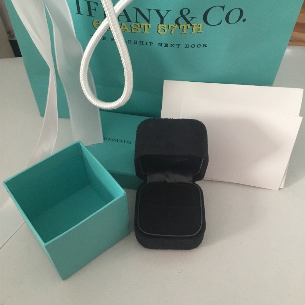 Tiffany‎ & Co ring box